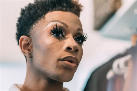 why were eyelashes invented cumbrella